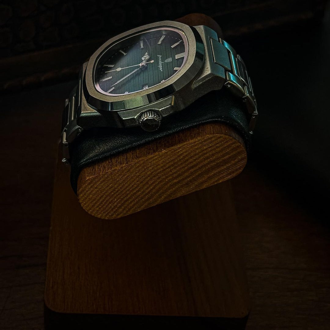 Buy 1 Get 2 Luxury Nautilus Hugo Watch – Limited Time Deal!